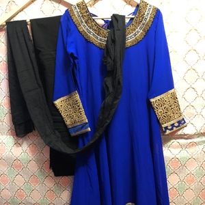 Long dress (anarkali)